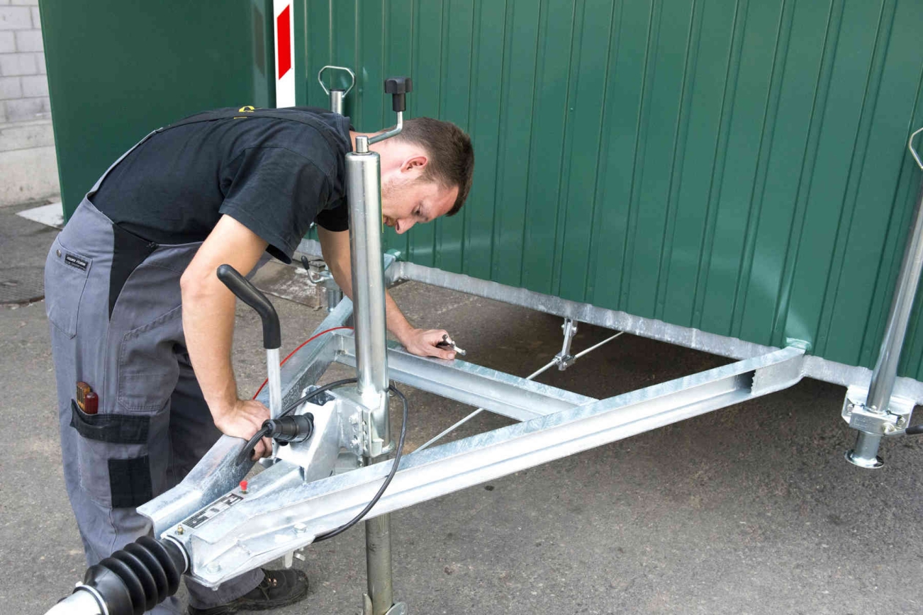 MFK-Bereitstellung Anhänger bei RUBAG Baumaschinen