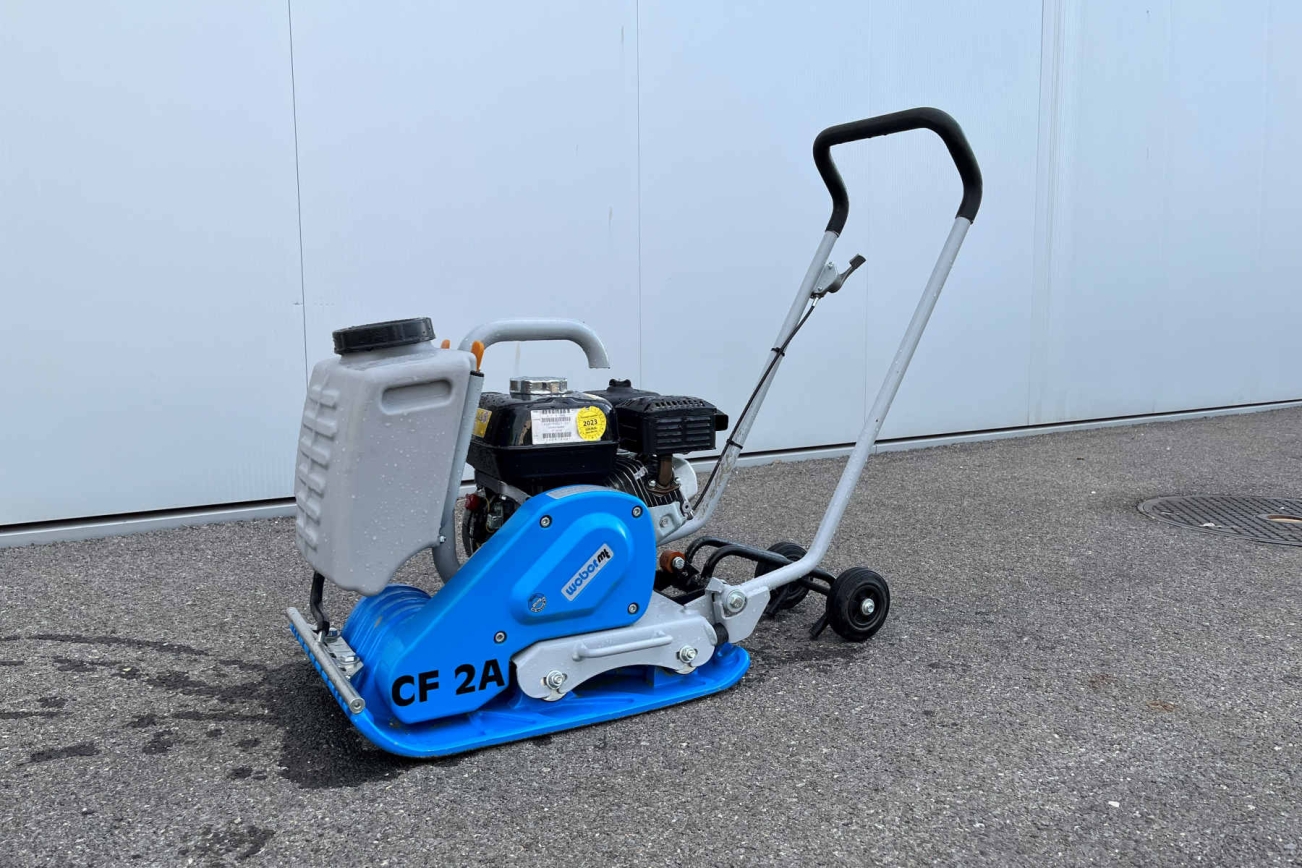 WEBER Einweg-Vibroplatte CF2 Asphalt von der linken Seite