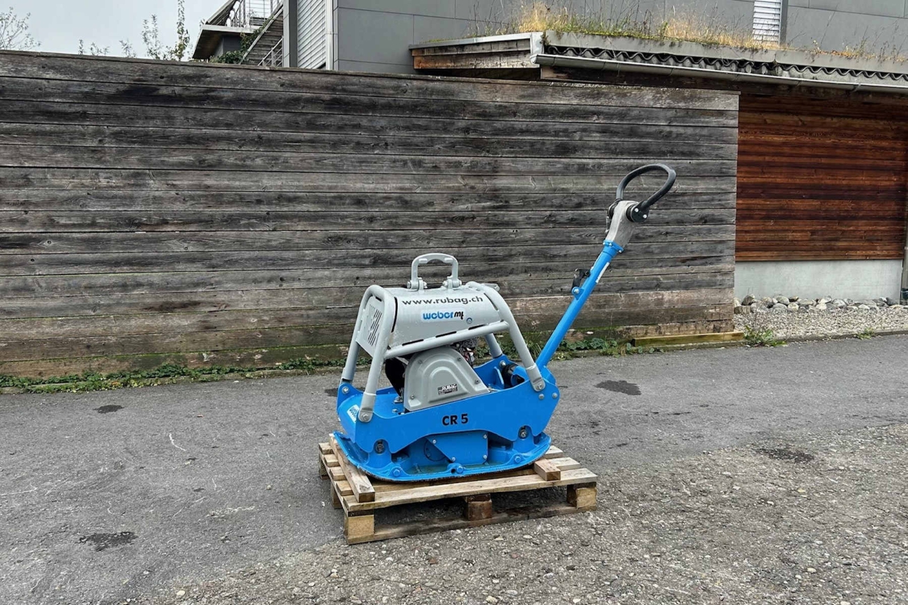 WEBER Vibroplatte von der rechten Seite