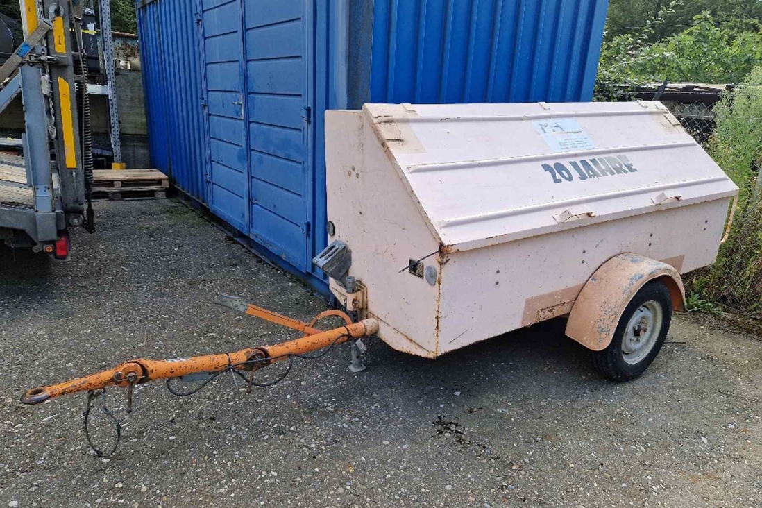 ZBINDEN Werkzeuganhänger 125.10 vorne Links